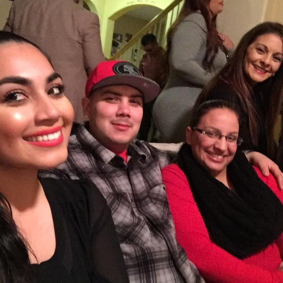 Meet your Posher, Mando - Picture 1 of 1